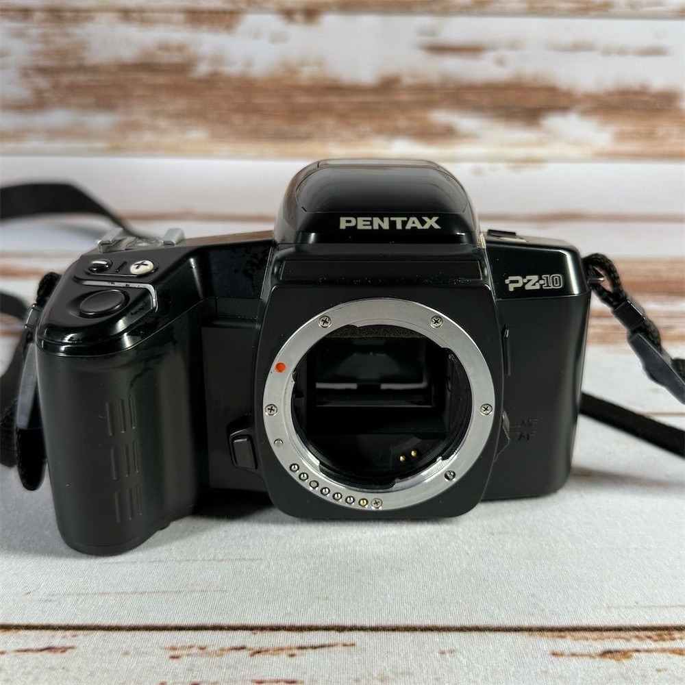 Pentax PZ-10 35mm Autofocus SLR Film Camera Body KAF2 Mount 1991 Used